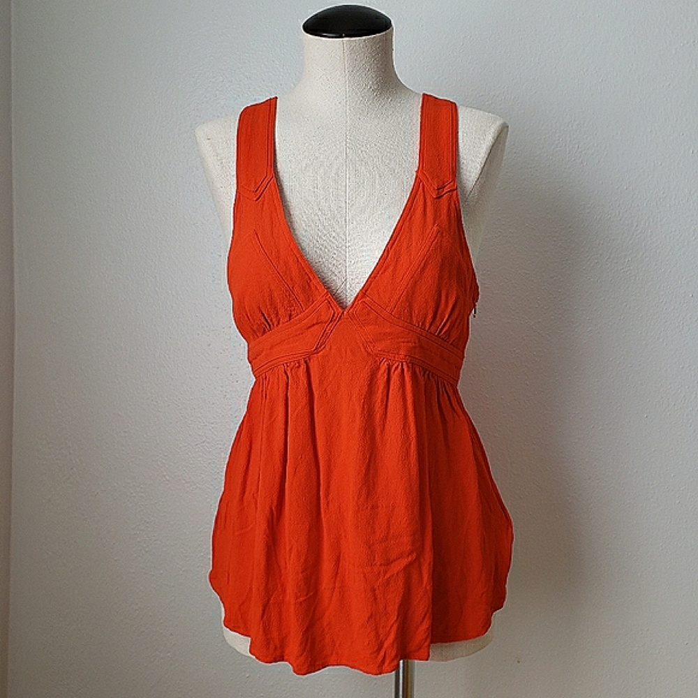 Juicy Couture Firecracker V-neck Seeveless Top Size 4